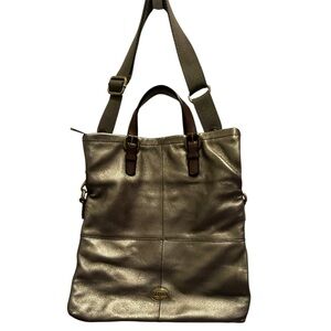 Fossil 
FOSSIL EXPLORER Foldover
Crossbody Messenger.. Shimmering Gold Tote Bag